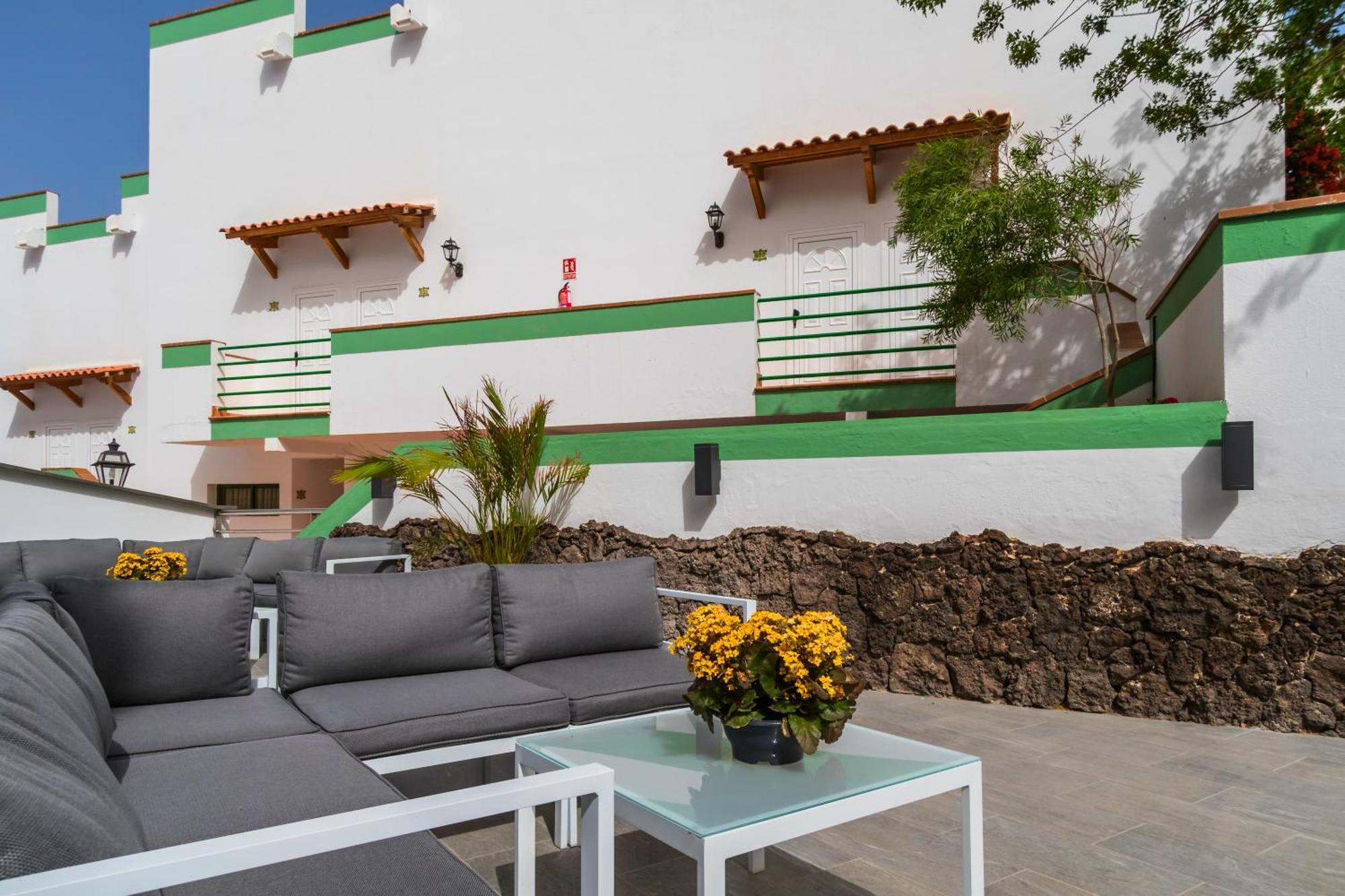 Aparthotel Esquinzo Y Monte Del Mar Playa De Esquinzo Dış mekan fotoğraf